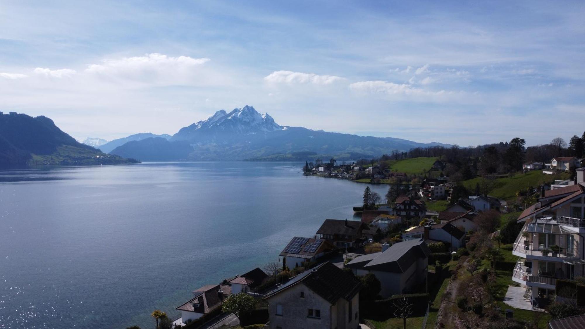 Swiss Paradise Weggis Esterno foto